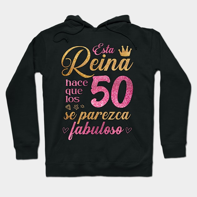 Esta Reina hace que los 50 se parezca fabuloso Hoodie by cecatto1994